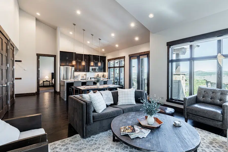 Canyons Village - Blackstone Modern Penthouse Near Cabriolet in Park City